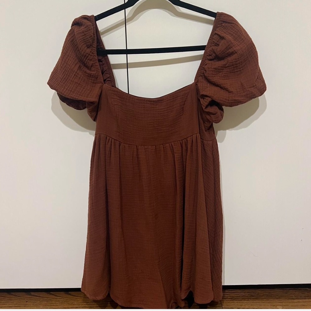 Brown princess Polly romper with puff sleeves size 4